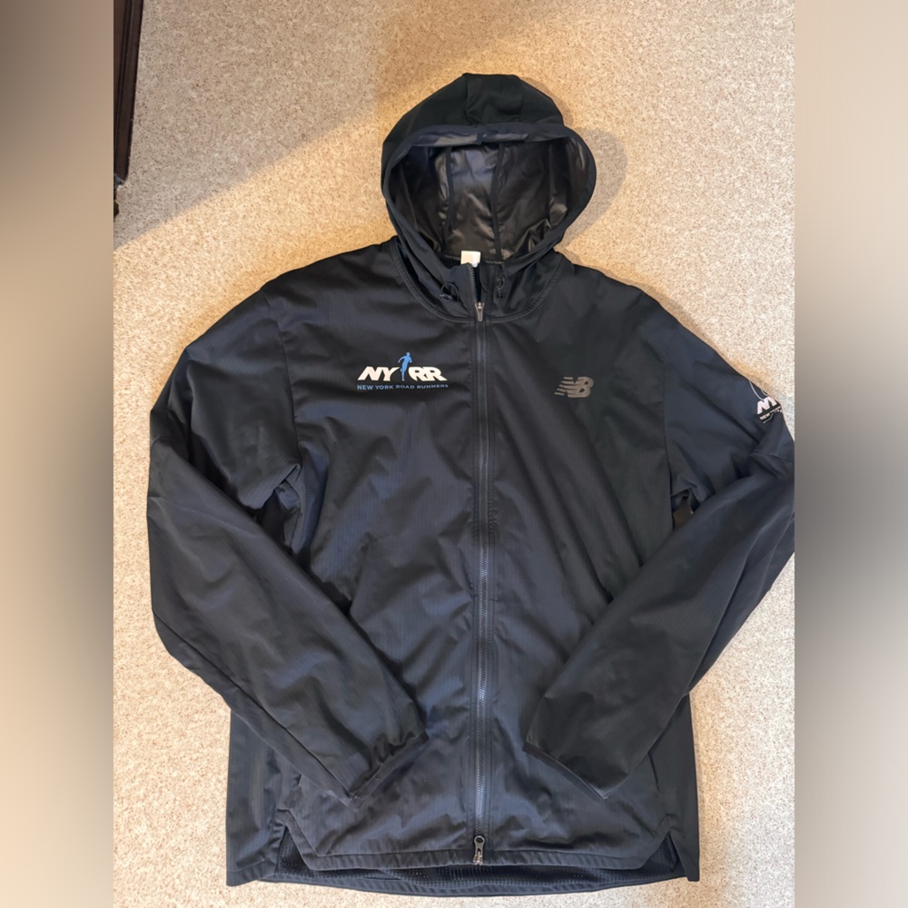 Mens New York Marathon Road Runners Black Jacket Small Excellent Condition